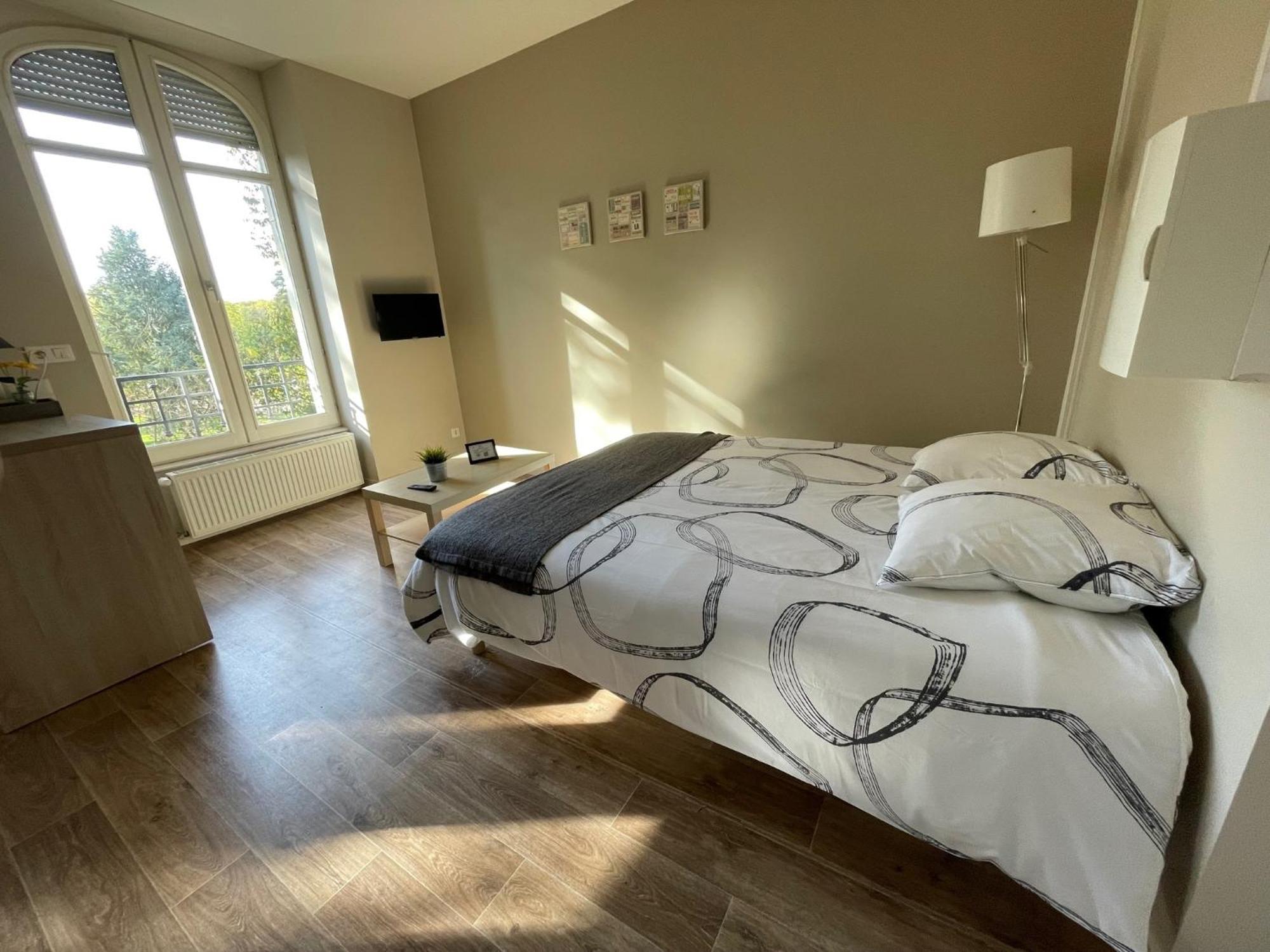 Appartment Les Suites Du Parc Besancon Ruang foto