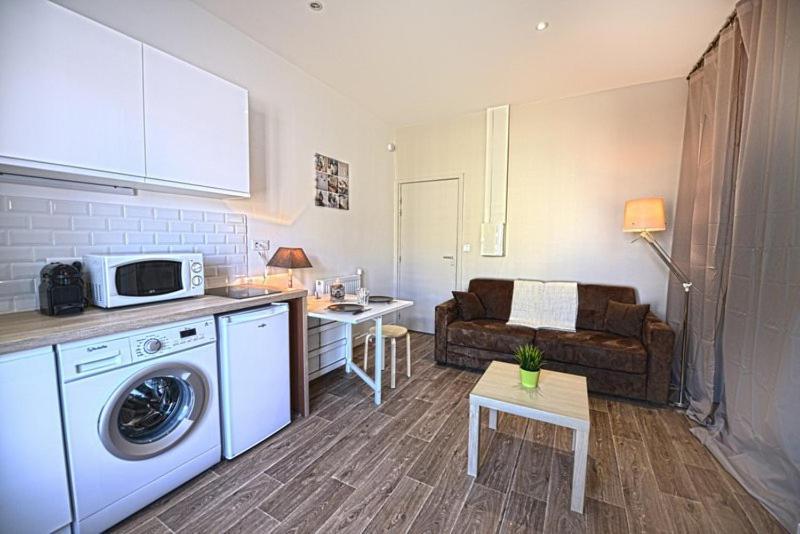 Appartment Les Suites Du Parc Besancon Ruang foto