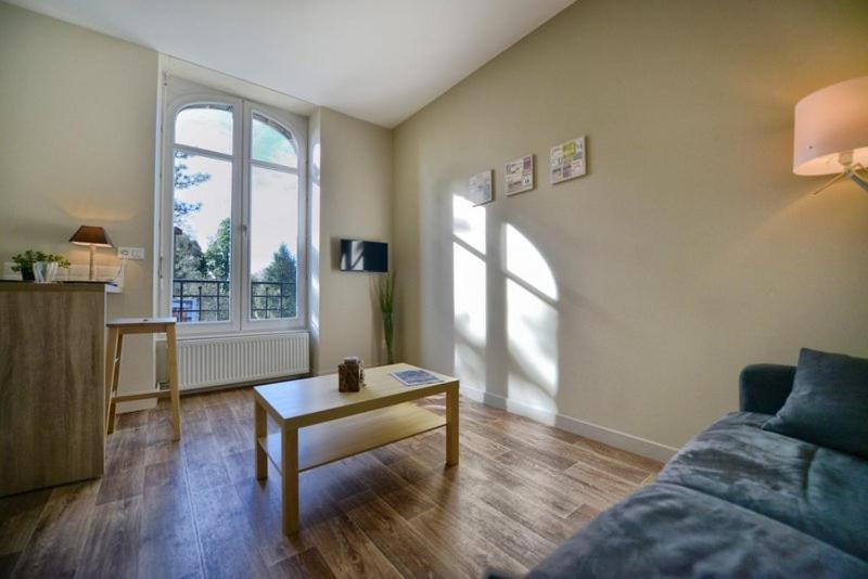 Appartment Les Suites Du Parc Besancon Ruang foto